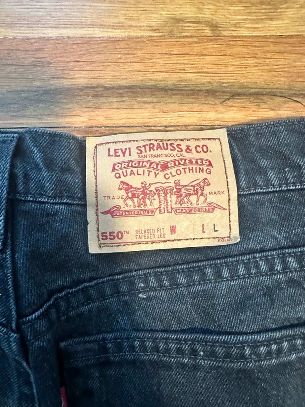 Vintage 1990s Levi’s Women’s 550 (Black)